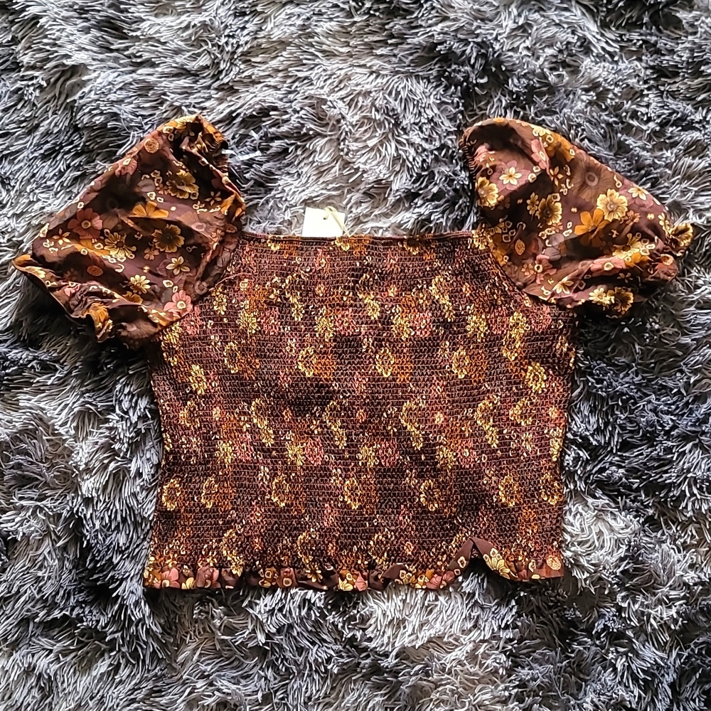C by one Smocked Puff Sleeve Top